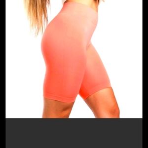 NWT, FREE PEOPLE SEAMLESS BIKER SHORTS